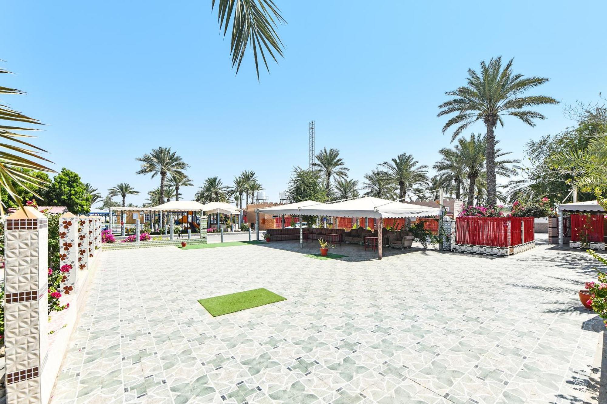 Oyo 138 Gulf Sand Motel Барка Екстериор снимка