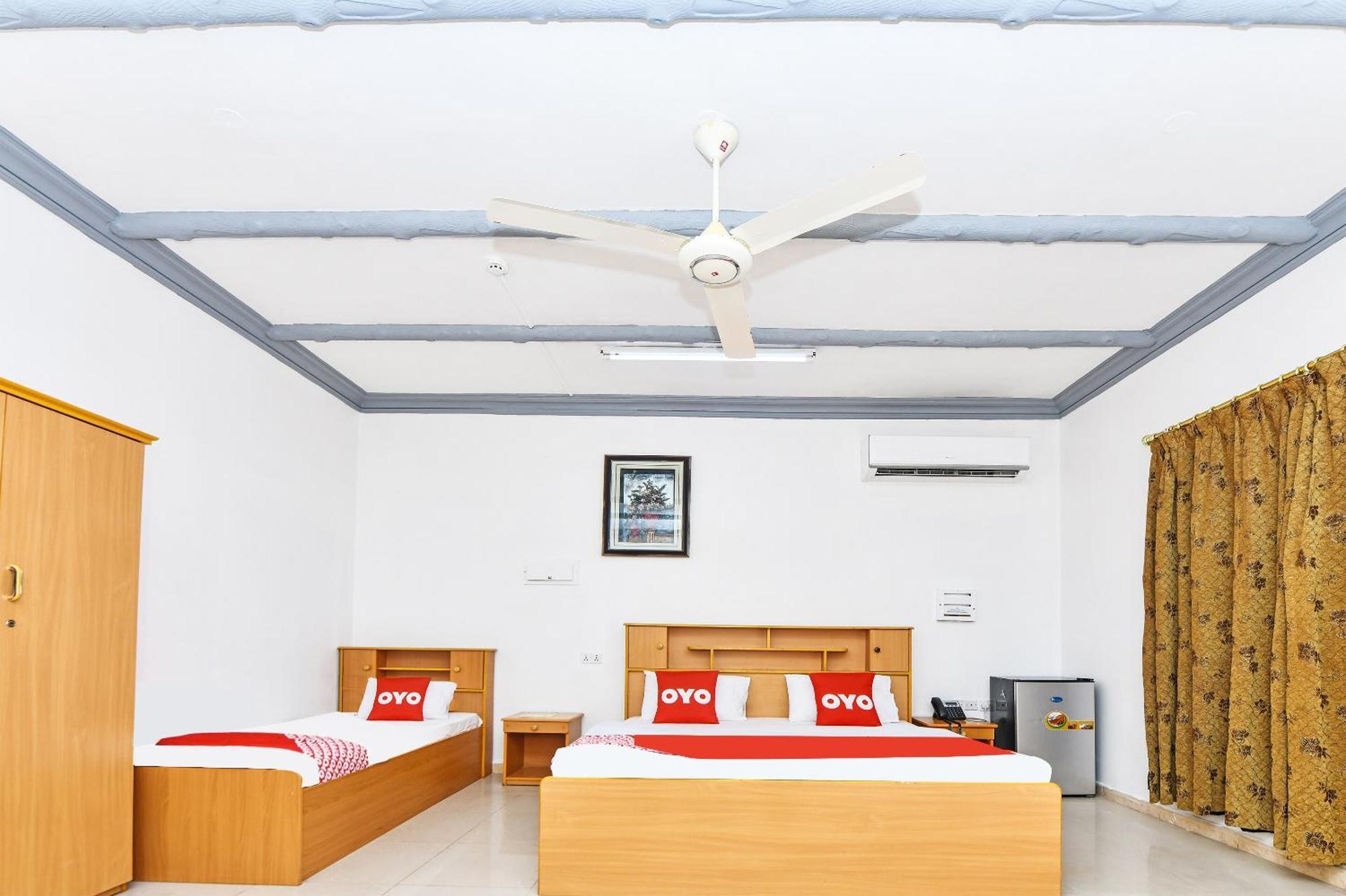 Oyo 138 Gulf Sand Motel Барка Екстериор снимка