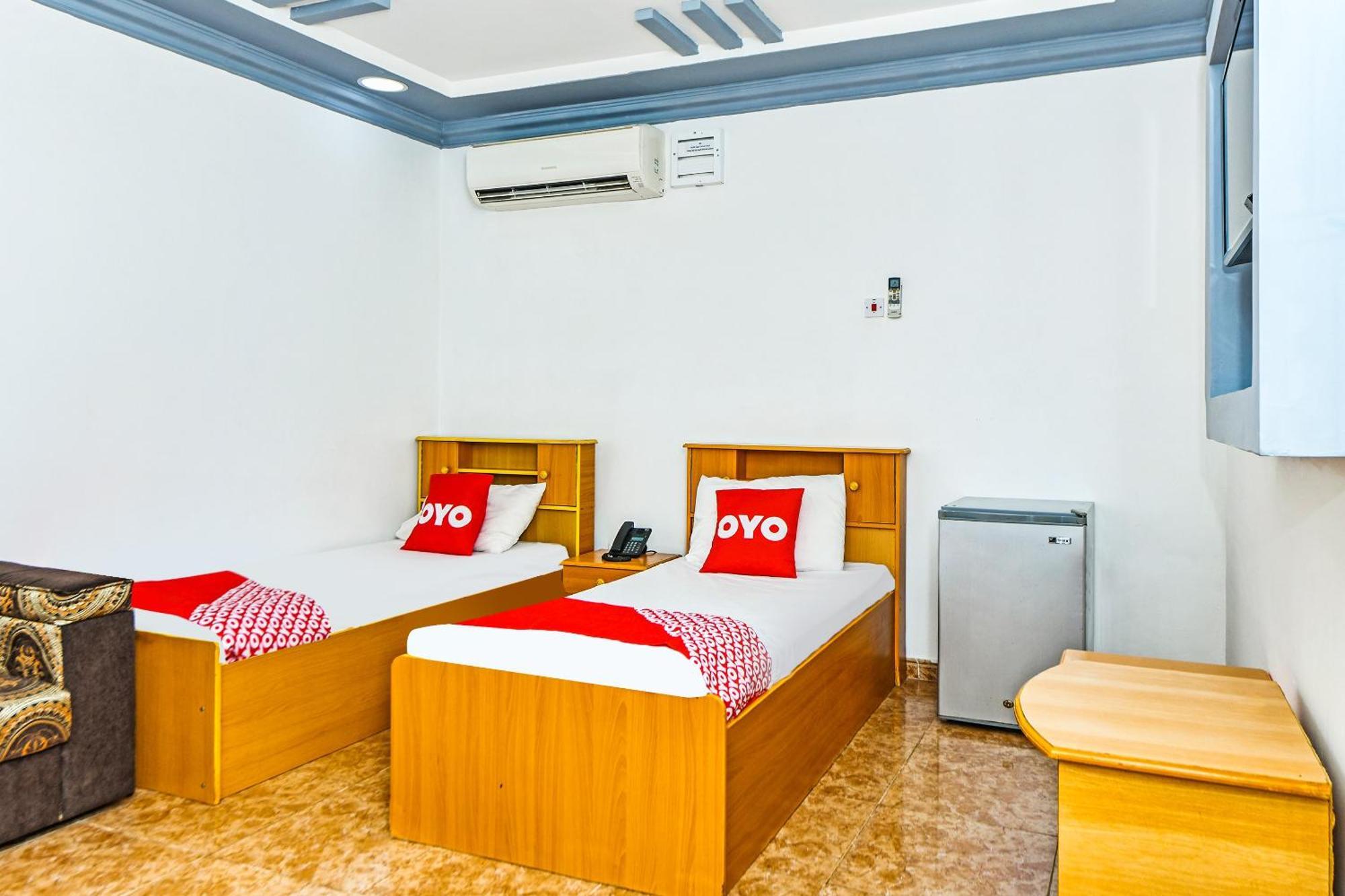 Oyo 138 Gulf Sand Motel Барка Екстериор снимка