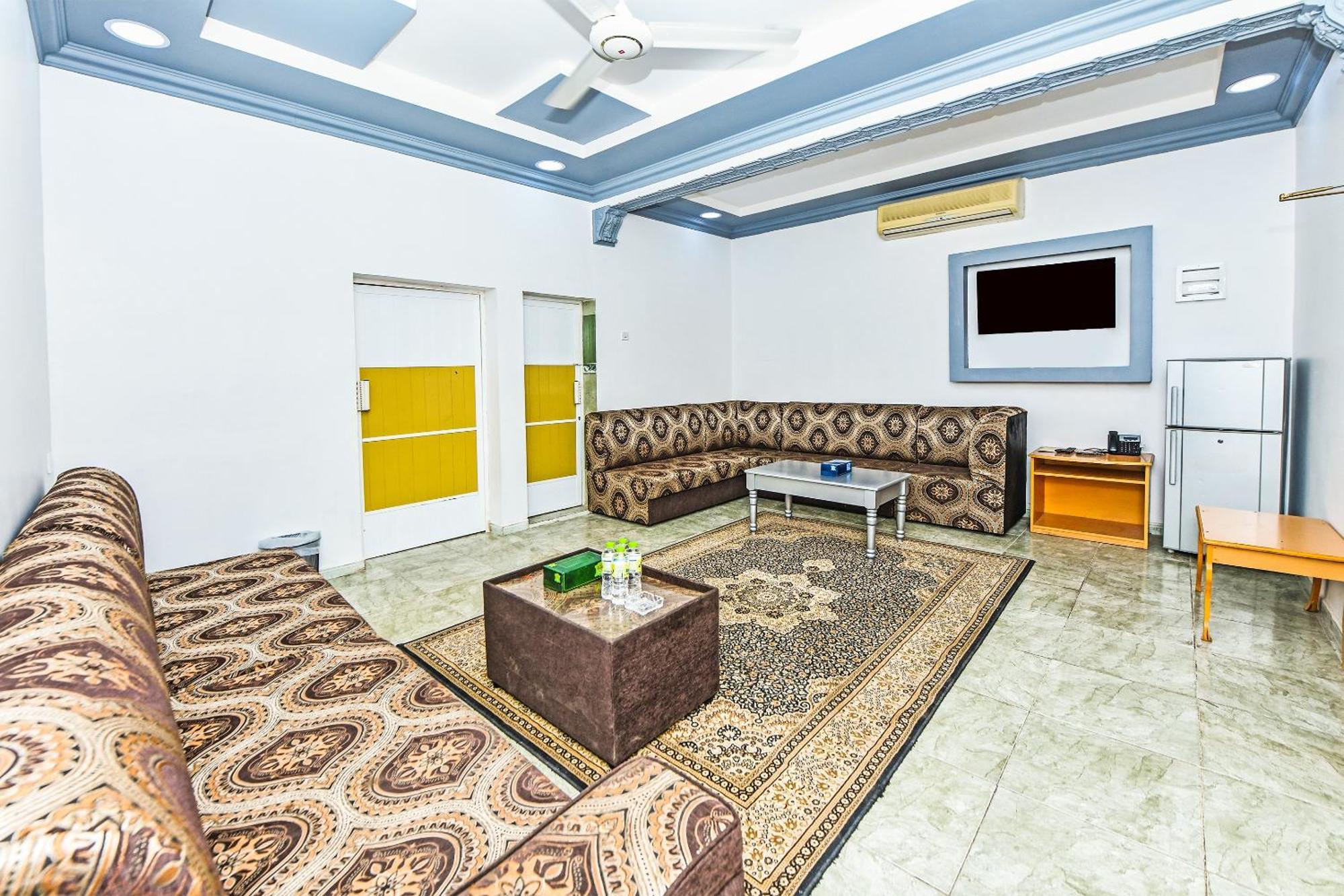 Oyo 138 Gulf Sand Motel Барка Екстериор снимка