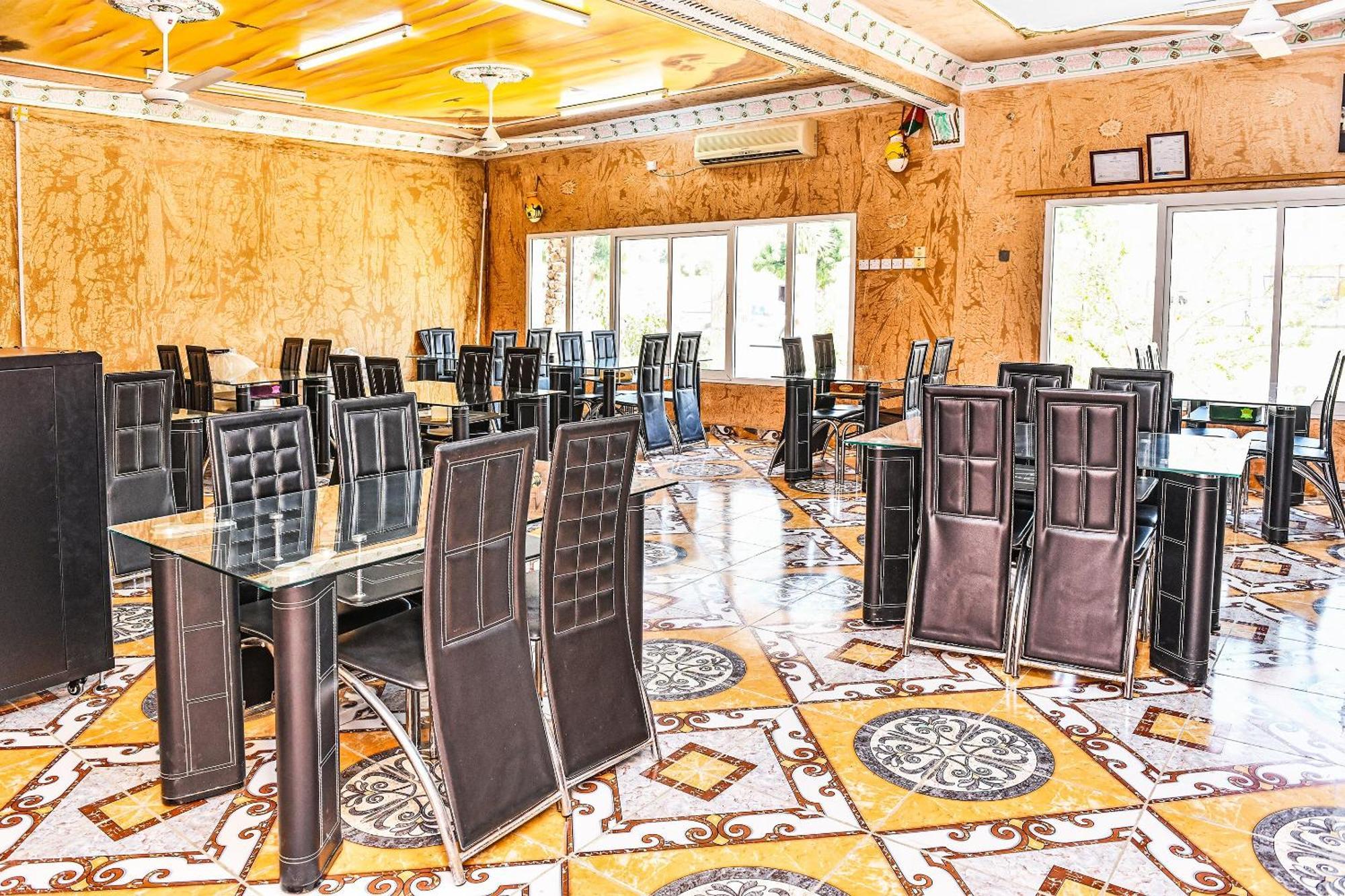 Oyo 138 Gulf Sand Motel Барка Екстериор снимка