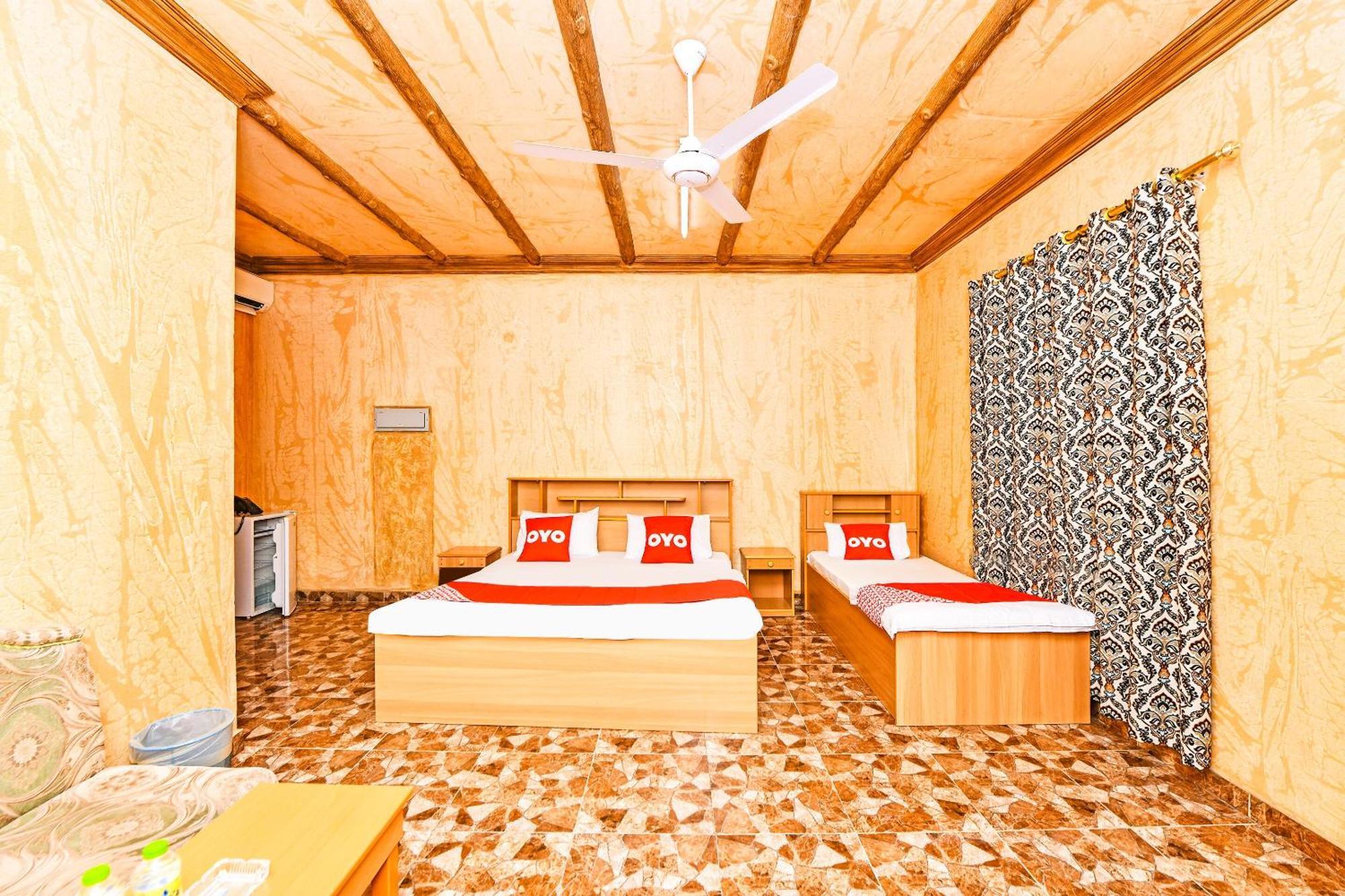 Oyo 138 Gulf Sand Motel Барка Екстериор снимка