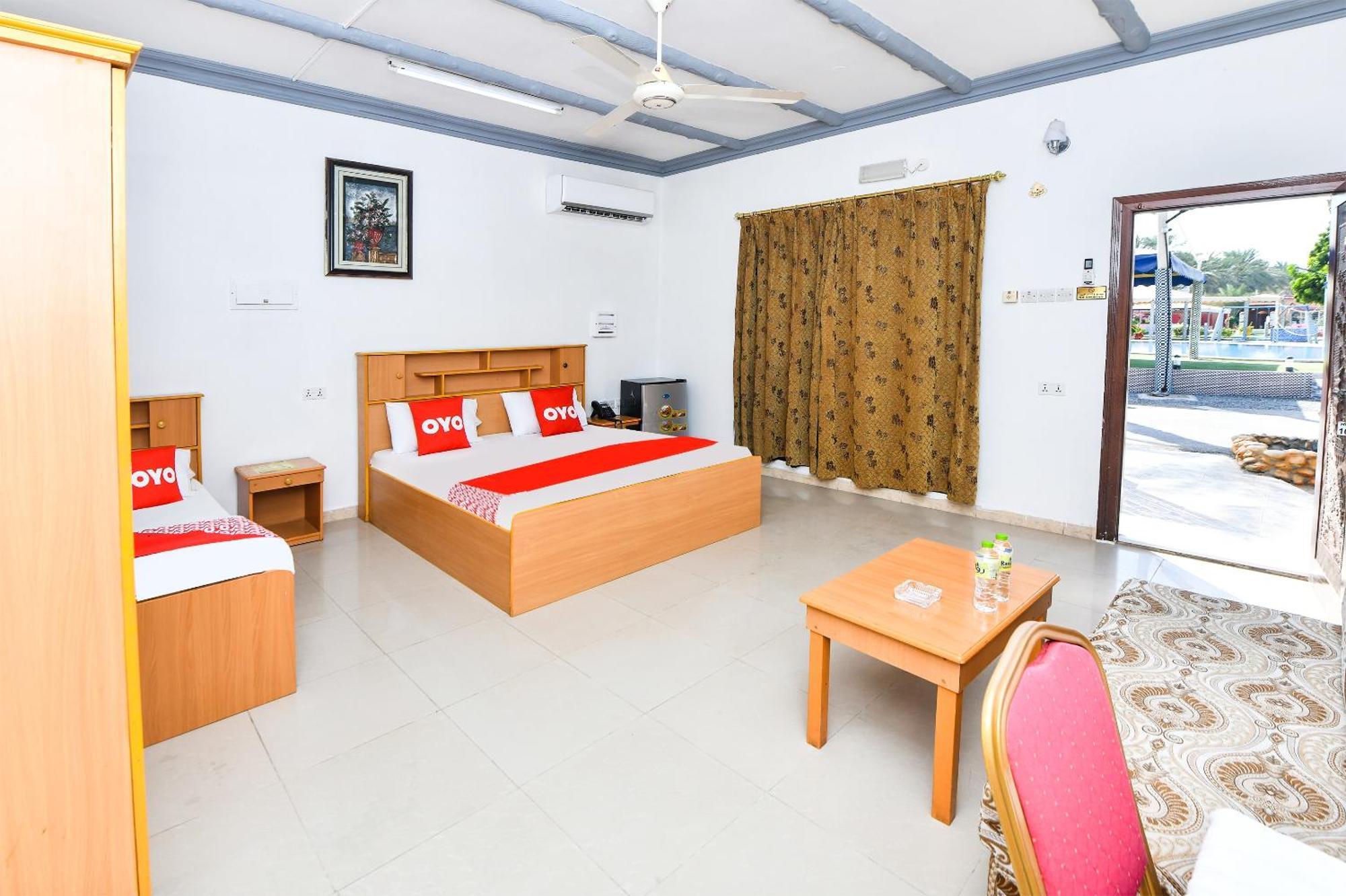 Oyo 138 Gulf Sand Motel Барка Екстериор снимка