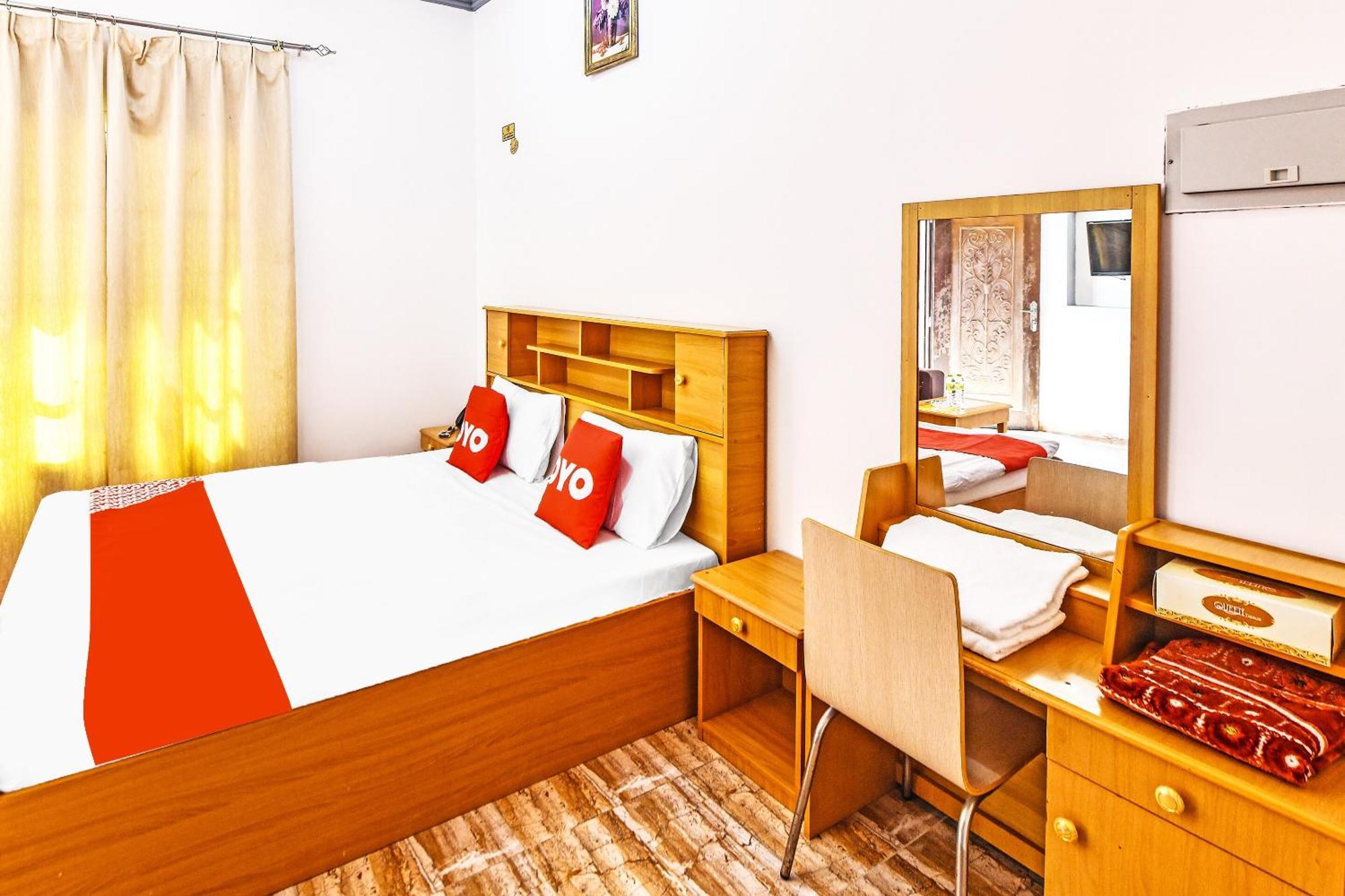 Oyo 138 Gulf Sand Motel Барка Екстериор снимка