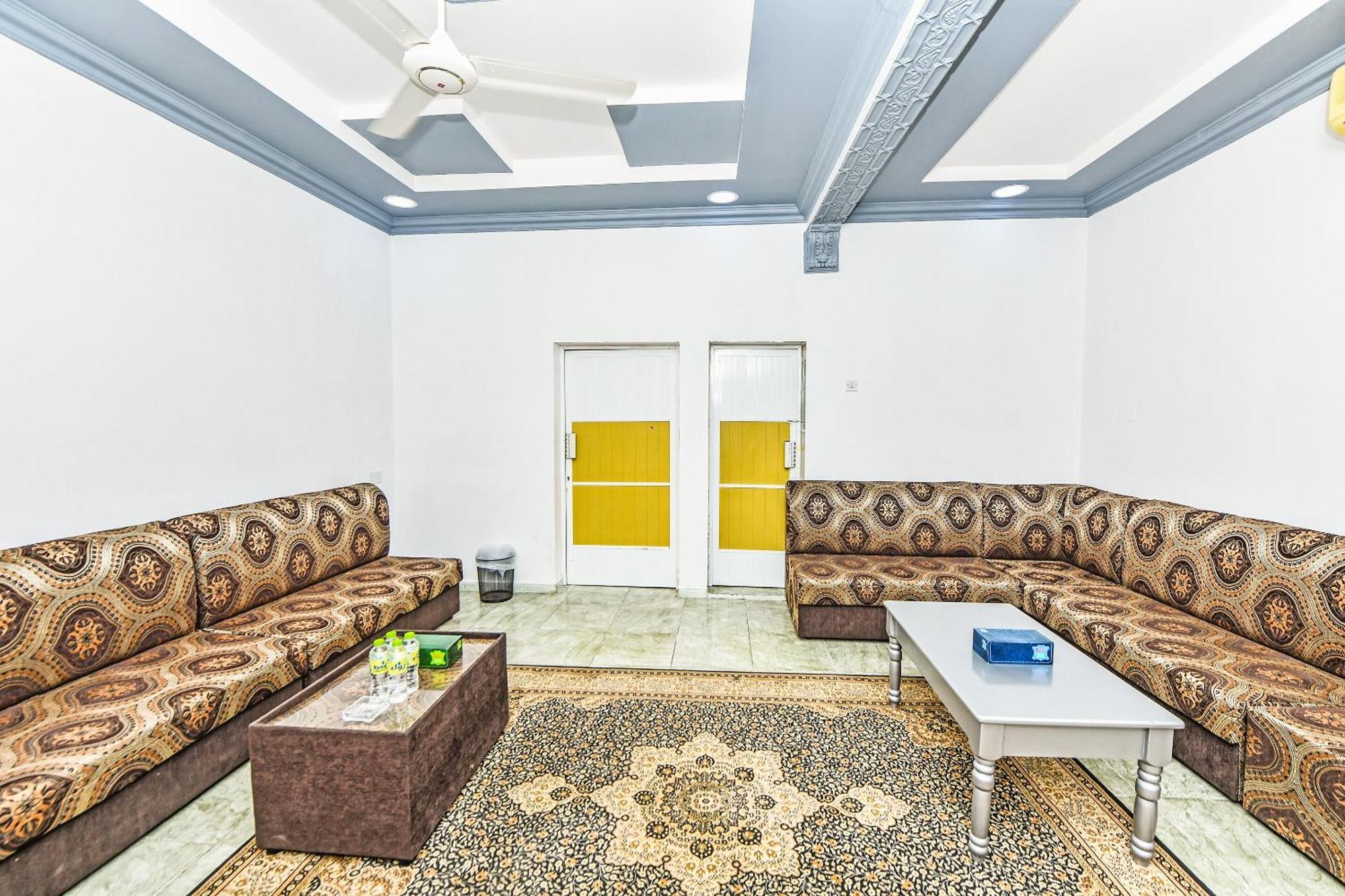 Oyo 138 Gulf Sand Motel Барка Екстериор снимка